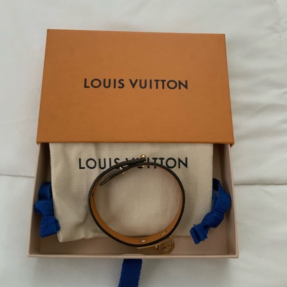 NIB Louis Vuitton Logomania Bracelet Size 17 - Picture 9 of 12